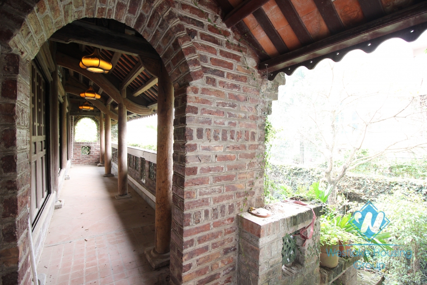 A unique villa with a luscious garden and swimming pool for rent in Tay Ho